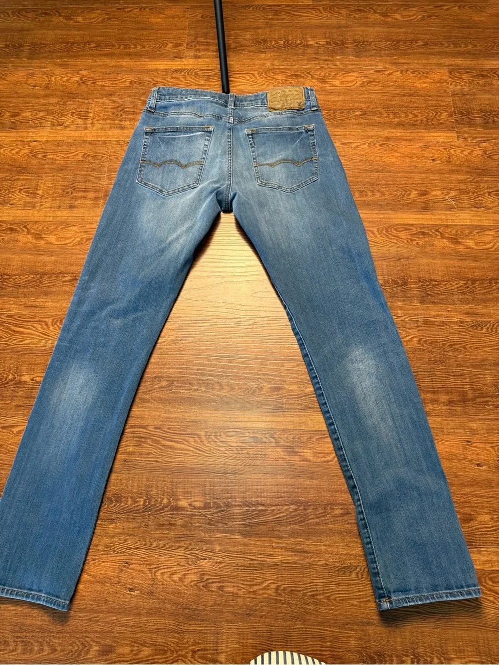 American Eagle Outfitters 360° Extreme Flex Men’s Jeans | Light Wash | 28 x 32